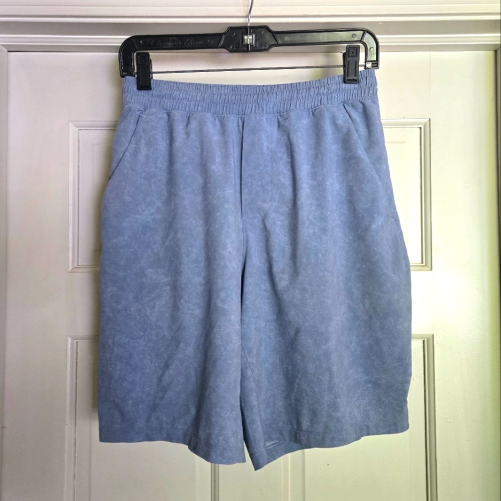 Lululemon Mens Pace Breaker Shorts Small